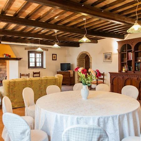 Agriturismo Wine Casale Villa Chiara Torgiano Buitenkant foto