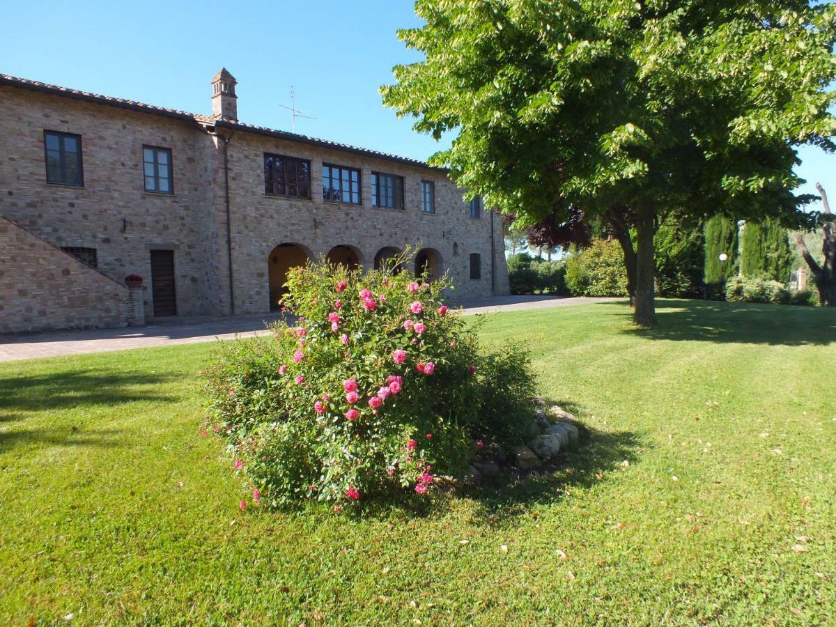 Agriturismo Wine Casale Villa Chiara Torgiano Buitenkant foto