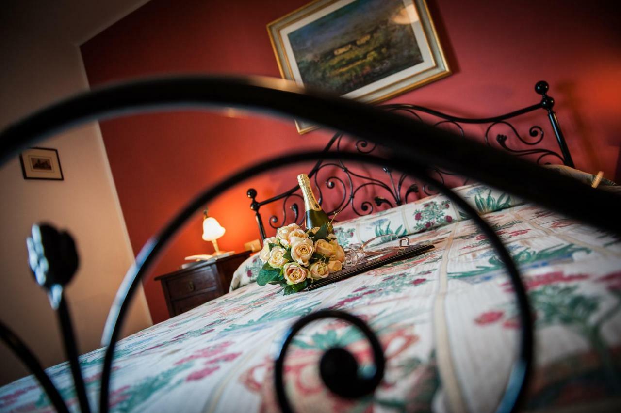 Agriturismo Wine Casale Villa Chiara Torgiano Buitenkant foto